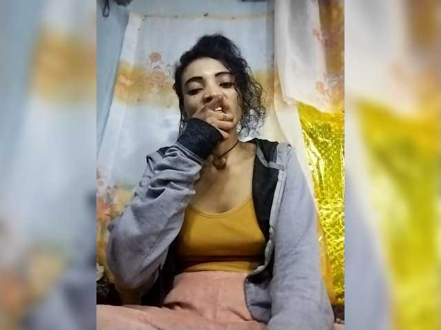 Shanya12 live cam on BongaCams