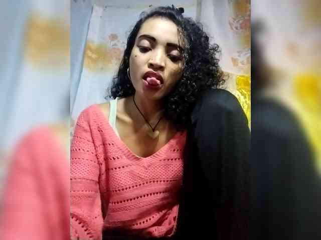 Shanya12 webcam