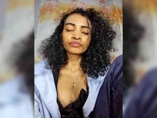 Shanya12 webcam