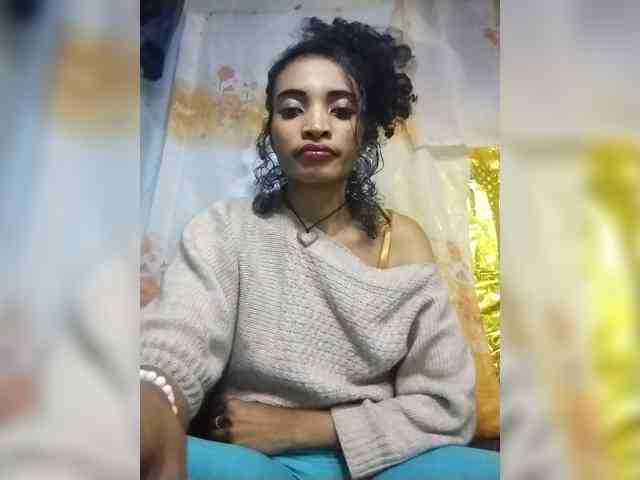 Shanya12 webcam