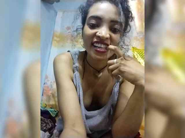 Shanya12 webcam