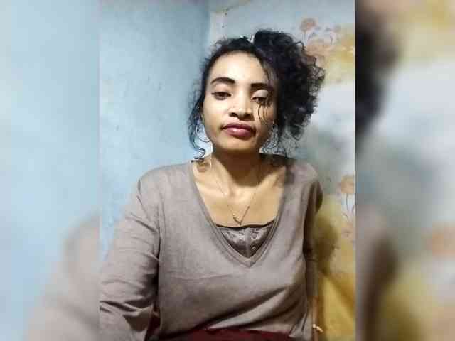 Shanya12 webcam