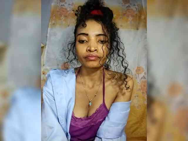 Shanya12 webcam
