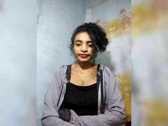 Shanya12 webcam