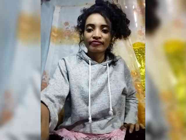 Shanya12 webcam
