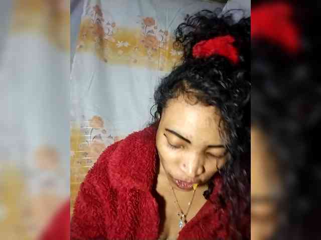 Shanya12 webcam