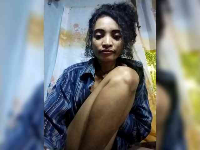 Shanya12 webcam