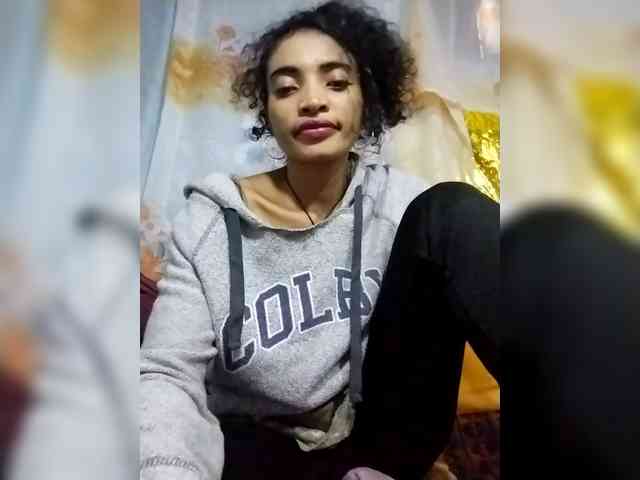 Shanya12 webcam