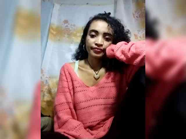 Shanya12 webcam