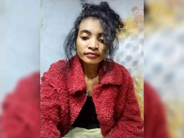 Shanya12 webcam