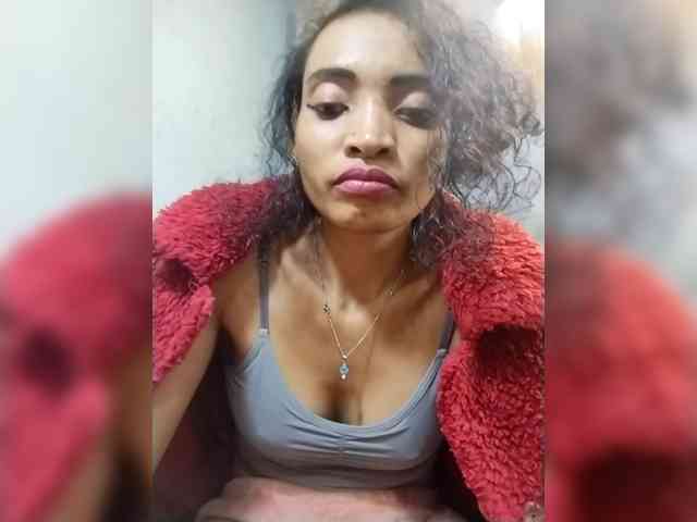 Shanya12 webcam