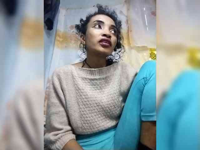 Shanya12 webcam
