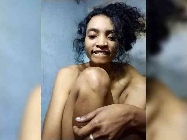 Shanya12 webcam