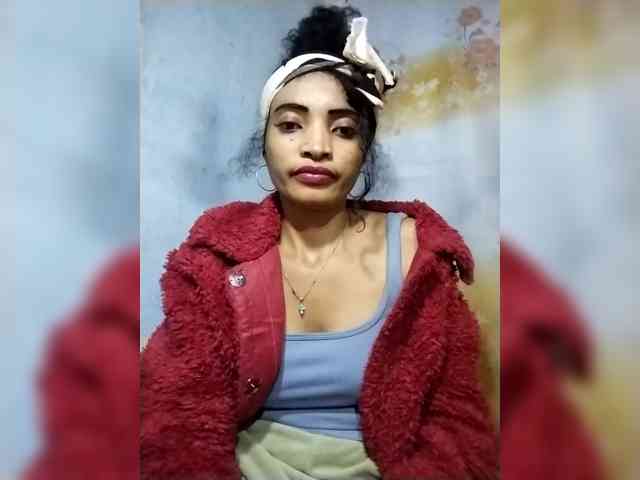 Shanya12 webcam