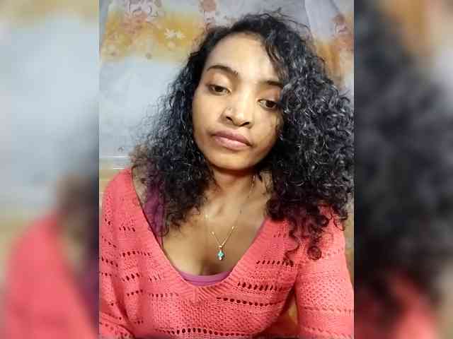 Shanya12 webcam