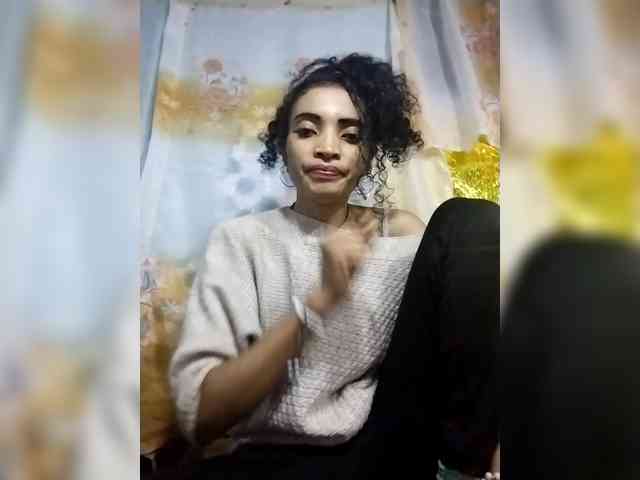 Shanya12 webcam