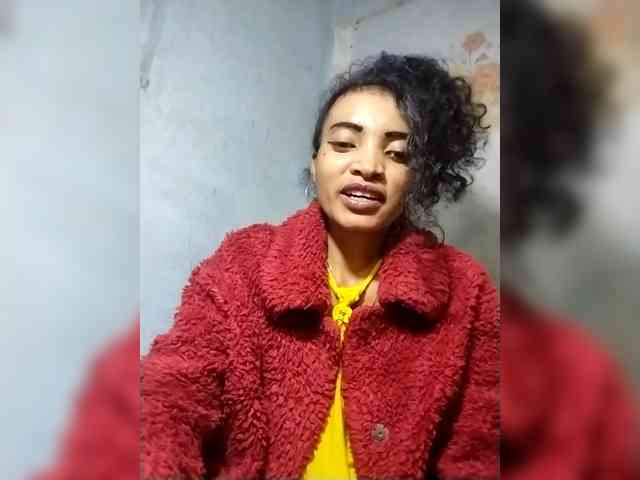 Shanya12 webcam