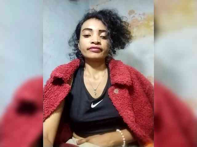 Shanya12 webcam