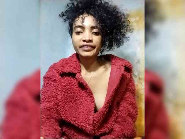 Shanya12 webcam