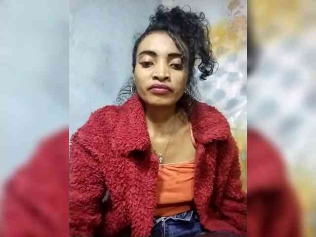 Shanya12 webcam