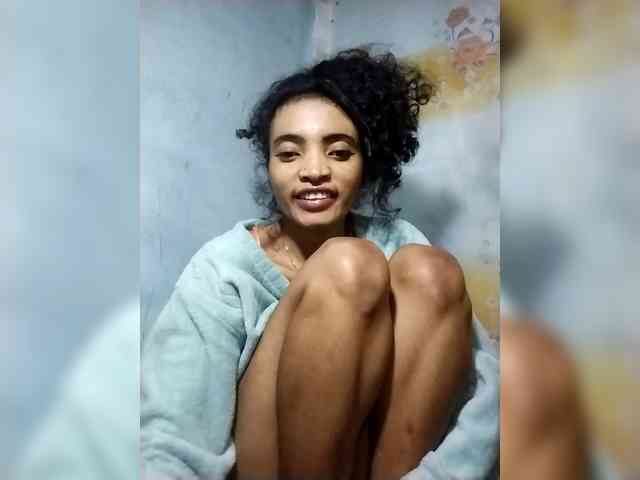 Shanya12 webcam