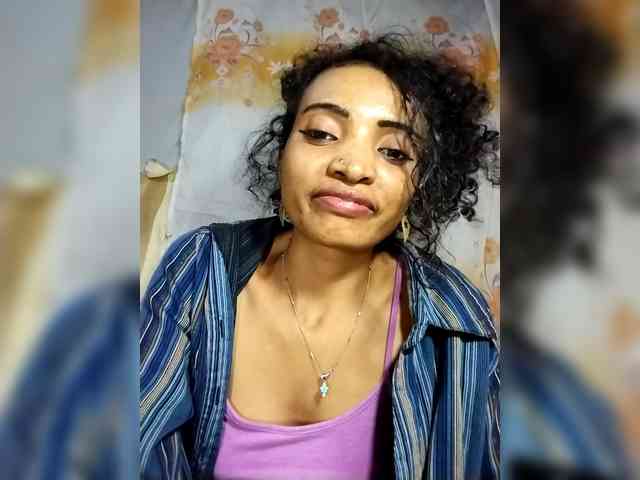 Shanya12 webcam