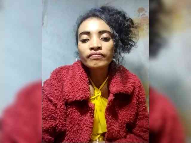 Shanya12 webcam