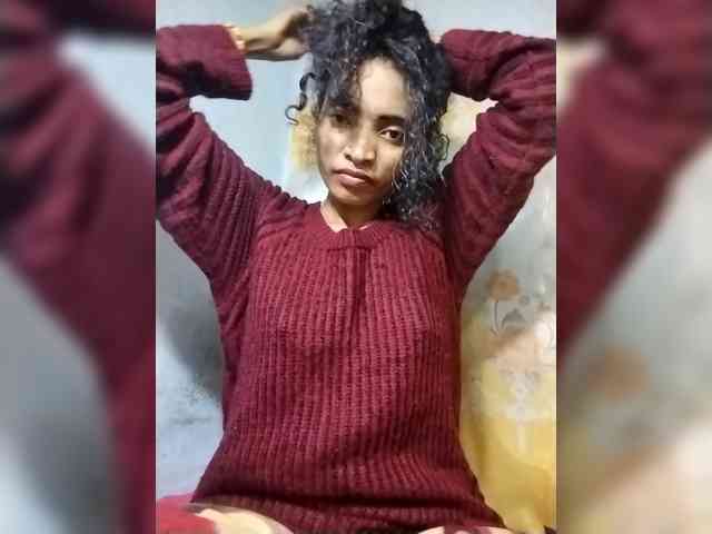 Shanya12 webcam