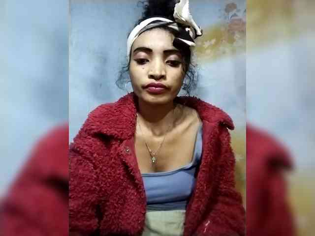 Shanya12 webcam