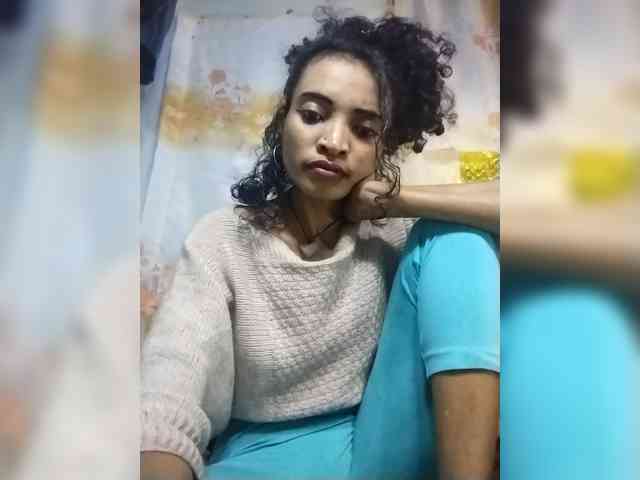 Shanya12 webcam