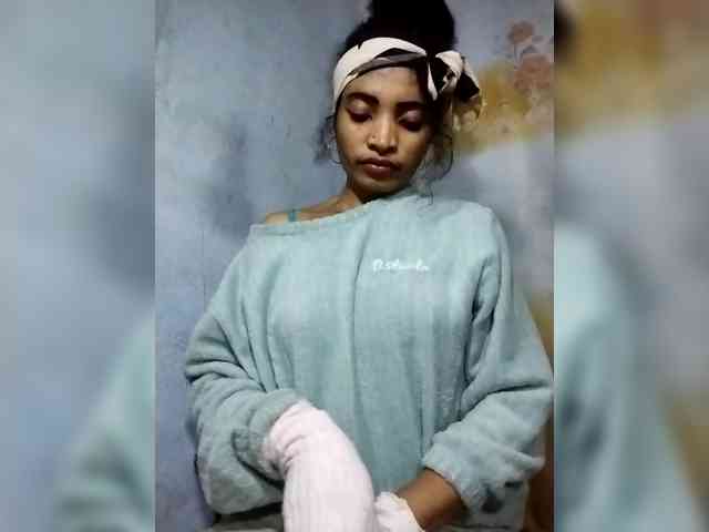 Shanya12 webcam