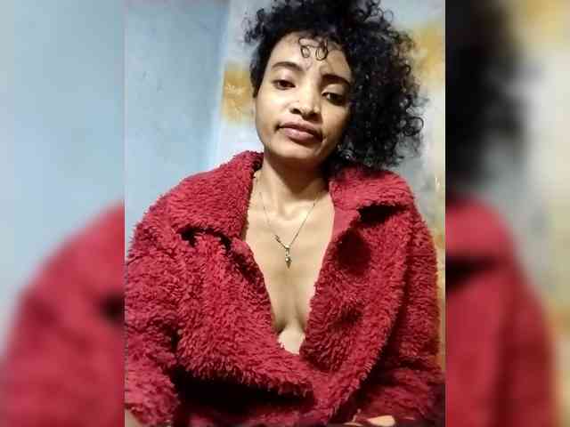 Shanya12 webcam