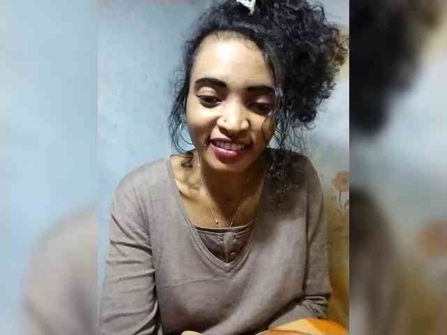 Shanya12 webcam