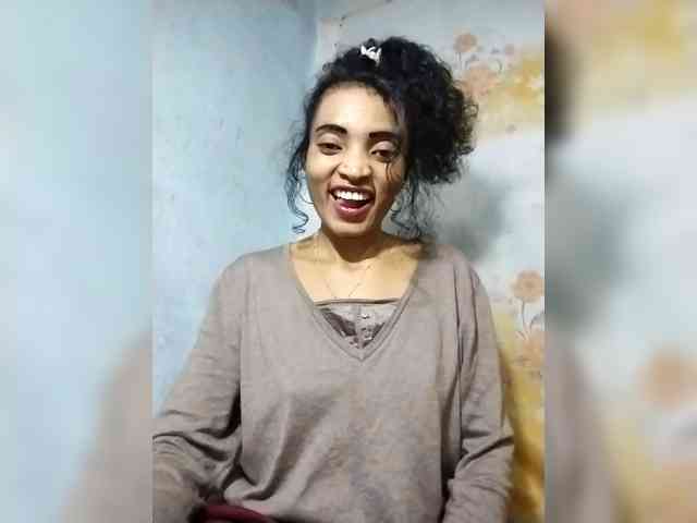 Shanya12 webcam