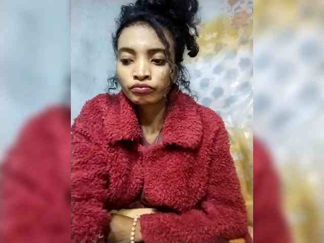 Shanya12 webcam