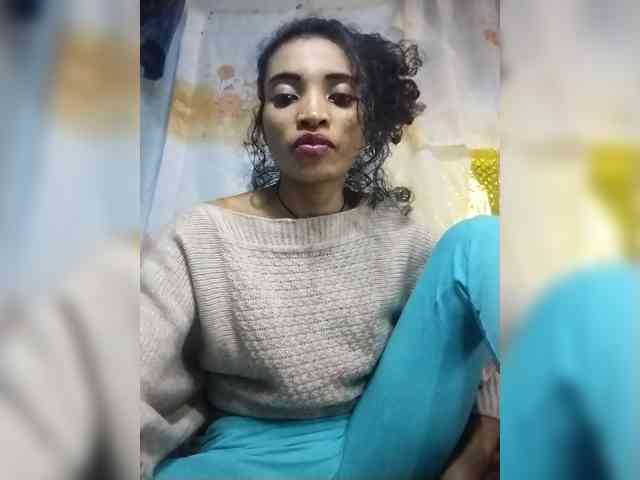Shanya12 webcam