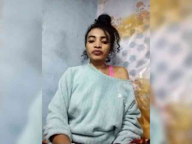 Shanya12 webcam