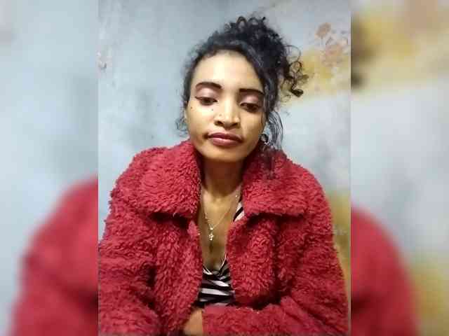 Shanya12 webcam