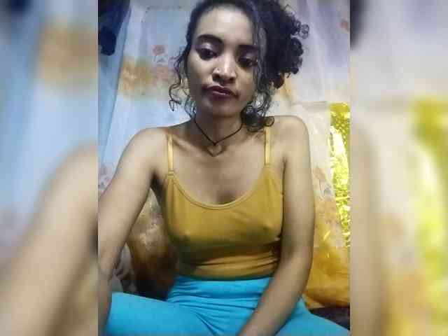 Shanya12 webcam
