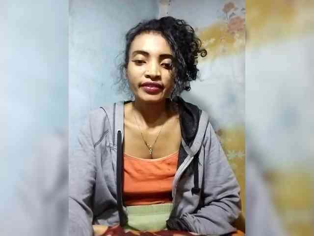 Shanya12 webcam