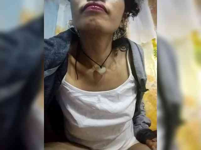 Shanya12 webcam