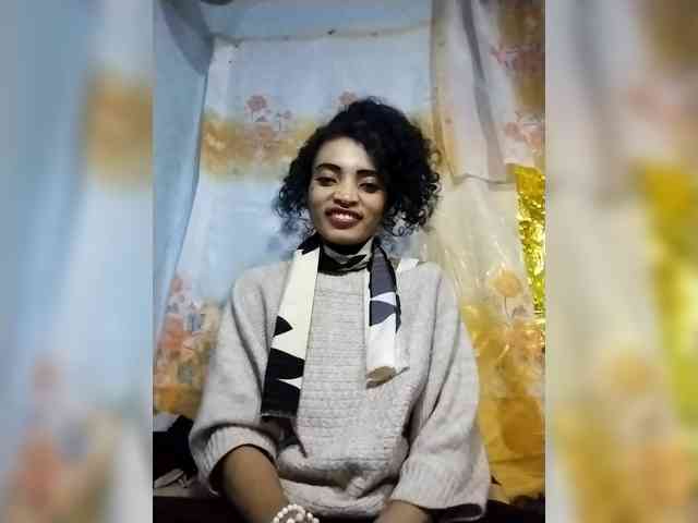 Shanya12 webcam
