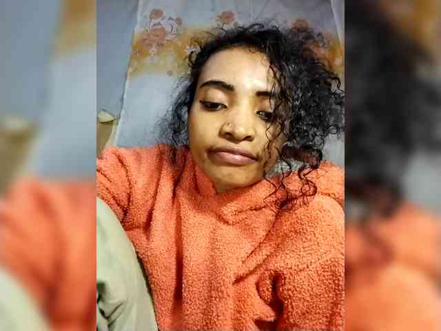 Shanya12 webcam