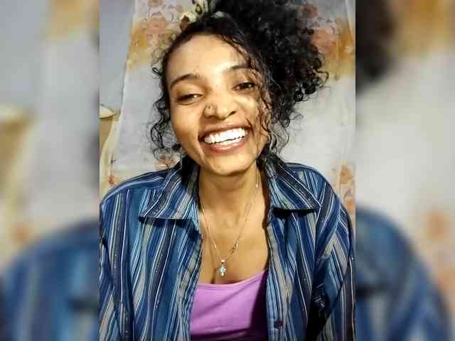 Shanya12 webcam