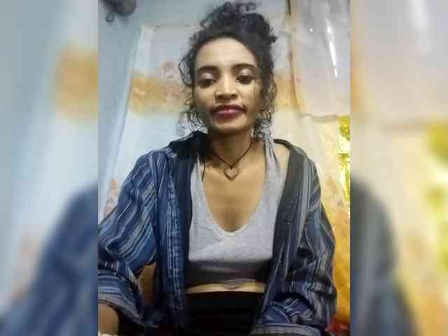 Shanya12 webcam