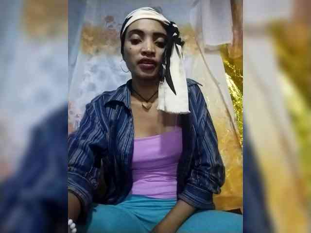 Shanya12 webcam