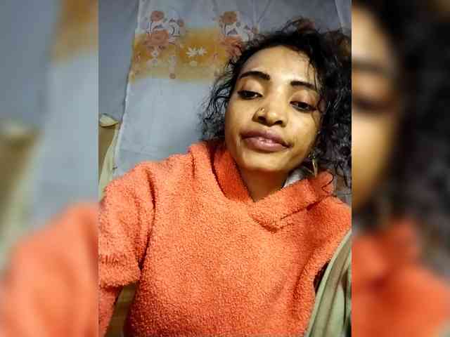 Shanya12 webcam