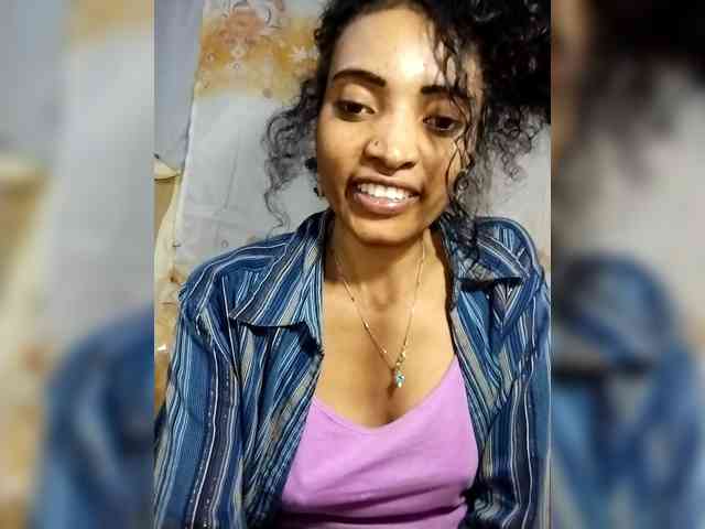 Shanya12 webcam