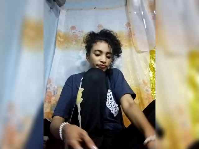Shanya12 webcam