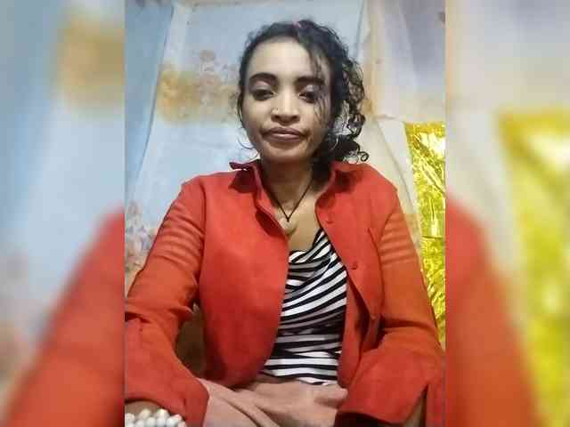 Shanya12 webcam